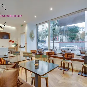 Hotel Beausejour, Paris