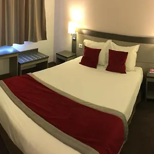 Hotel Akena Aeroport Charles De Gaulle - Witz, Saint-Witz